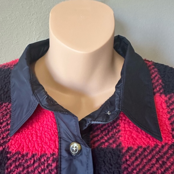 Columbia Red and Black Plaid Fleece Shirt Button Up Jacket - Picture 5 of 8